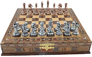 Juego de ajedrez clasico de cobre envejecido hecho a mano y tablero de ajedrez de madera maciza natural con diseno de perla alrededor de la tabla y almacenamiento interior
